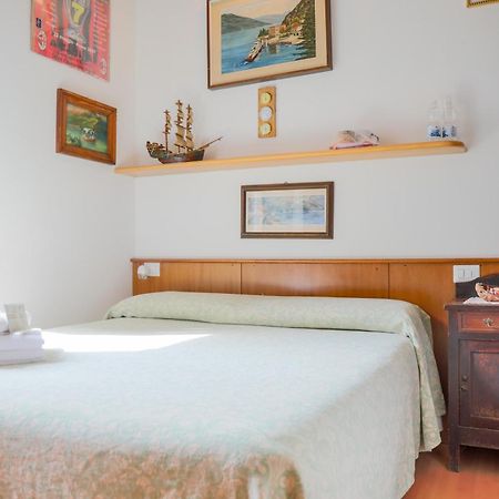 Villa Lena Bellano Bagian luar foto