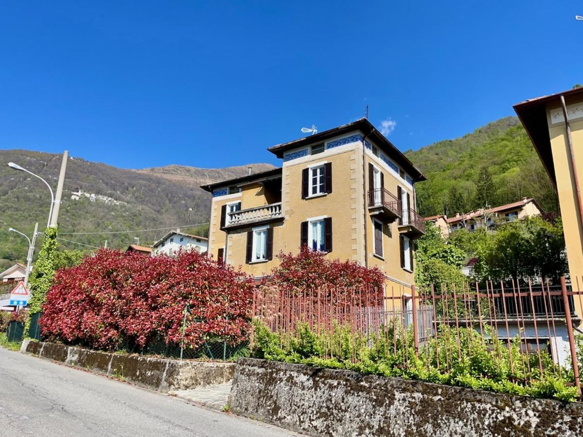 Villa Lena Bellano Bagian luar foto